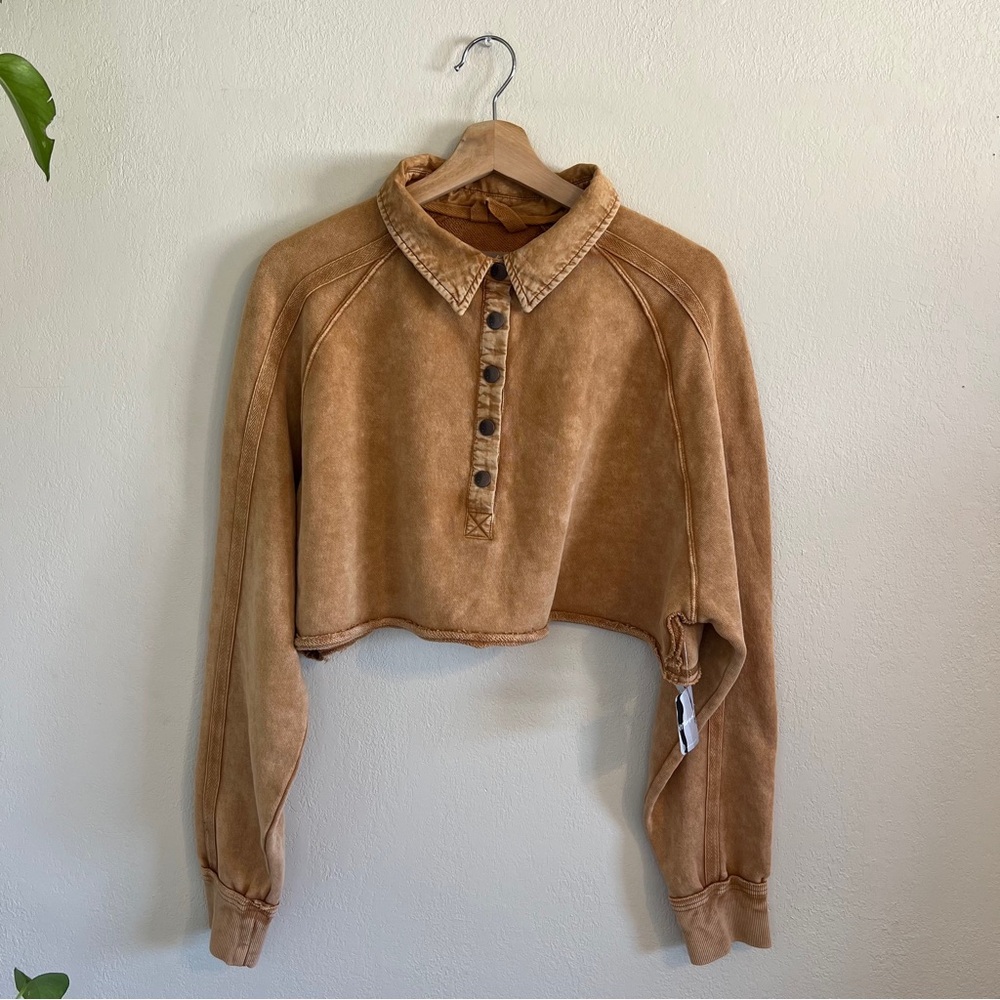 Free People Playoff Cropped Pullover - Picture 3 of 14